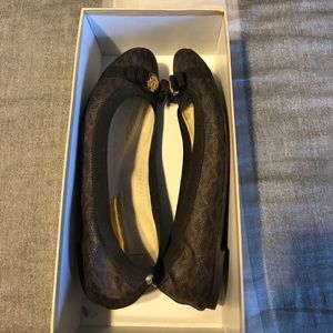 NWOT Brown Michael Kors Dixie ballet flat