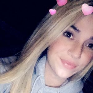 Meet your Posher, Cassie