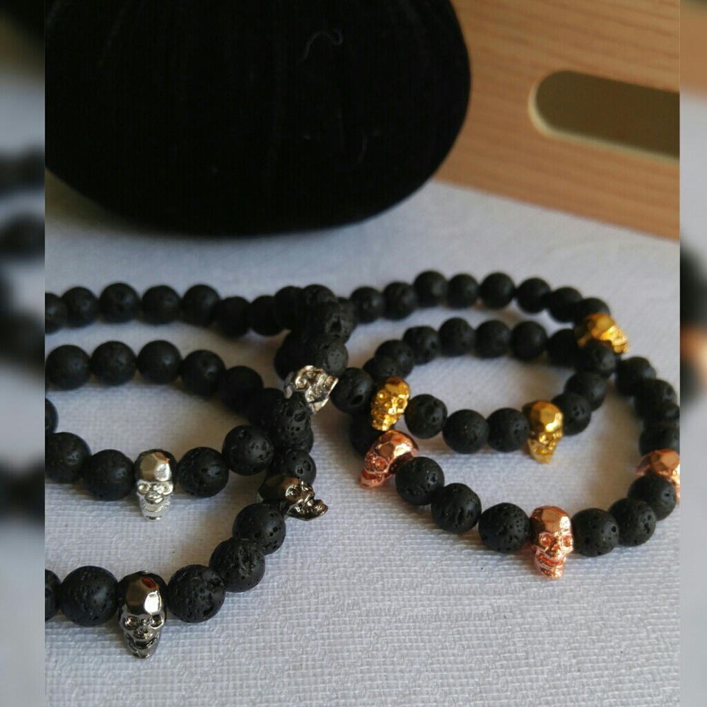 ⭐Skull Lava Bead Stretch Bracelet Rose Gold - Picture 4 of 7