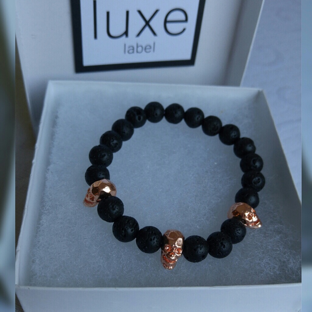 ⭐Skull Lava Bead Stretch Bracelet Rose Gold - Picture 2 of 7