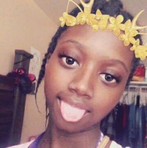 Meet your Posher, Kevana