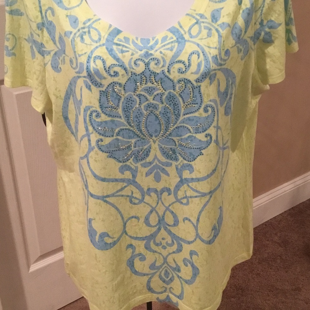 CHICO TEE - Picture 2 of 7