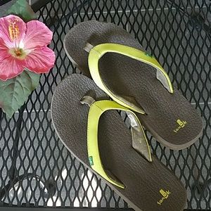 Sanuk flip flops