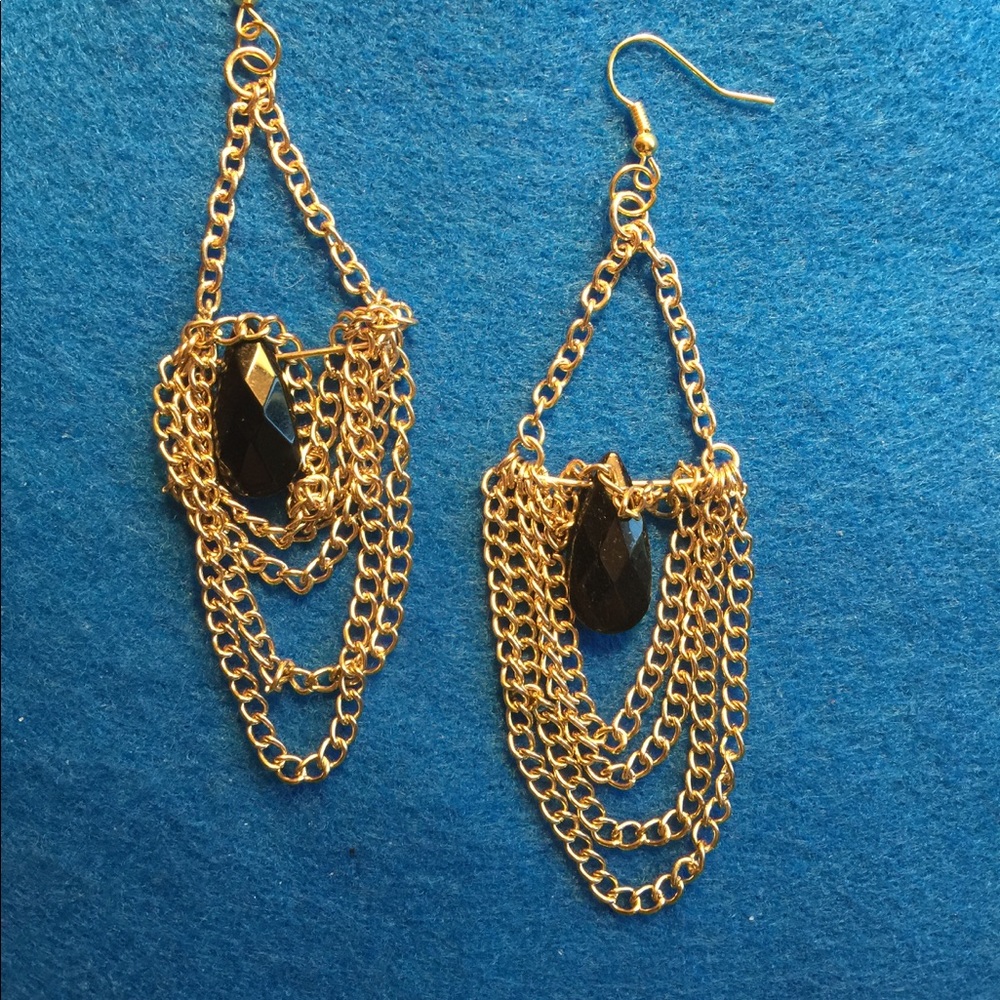 Earrings - Picture 2 of 8