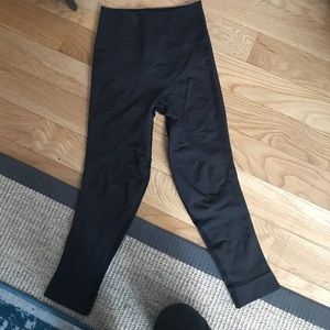 LOWEST! lululemon Capri leggings