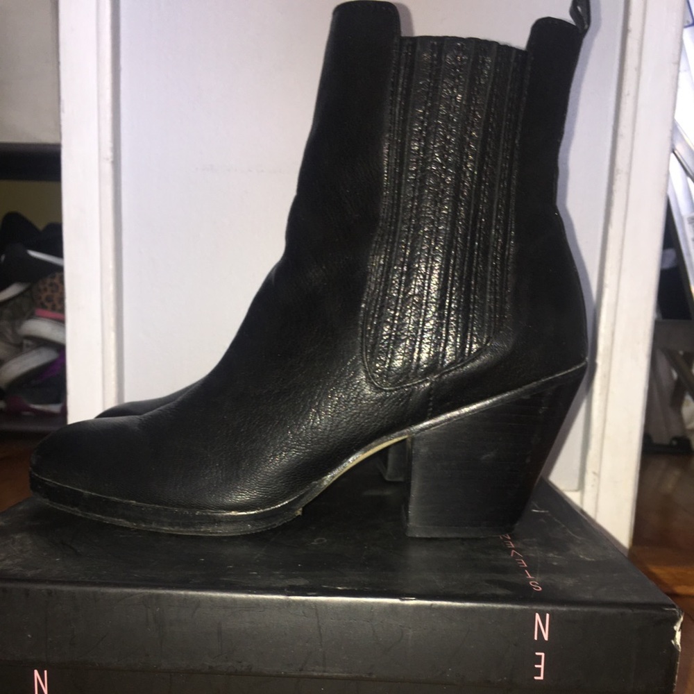 Steve Madden Magalie Black Leather (8.5)