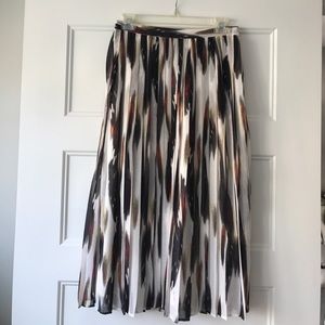 Banana Republic Pleated Midi Skirt