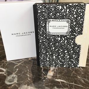 Super Cute 🌸Marc Jacobs Notebook set
