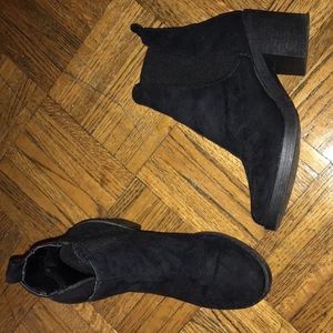 Black Asos suede chelsea boots