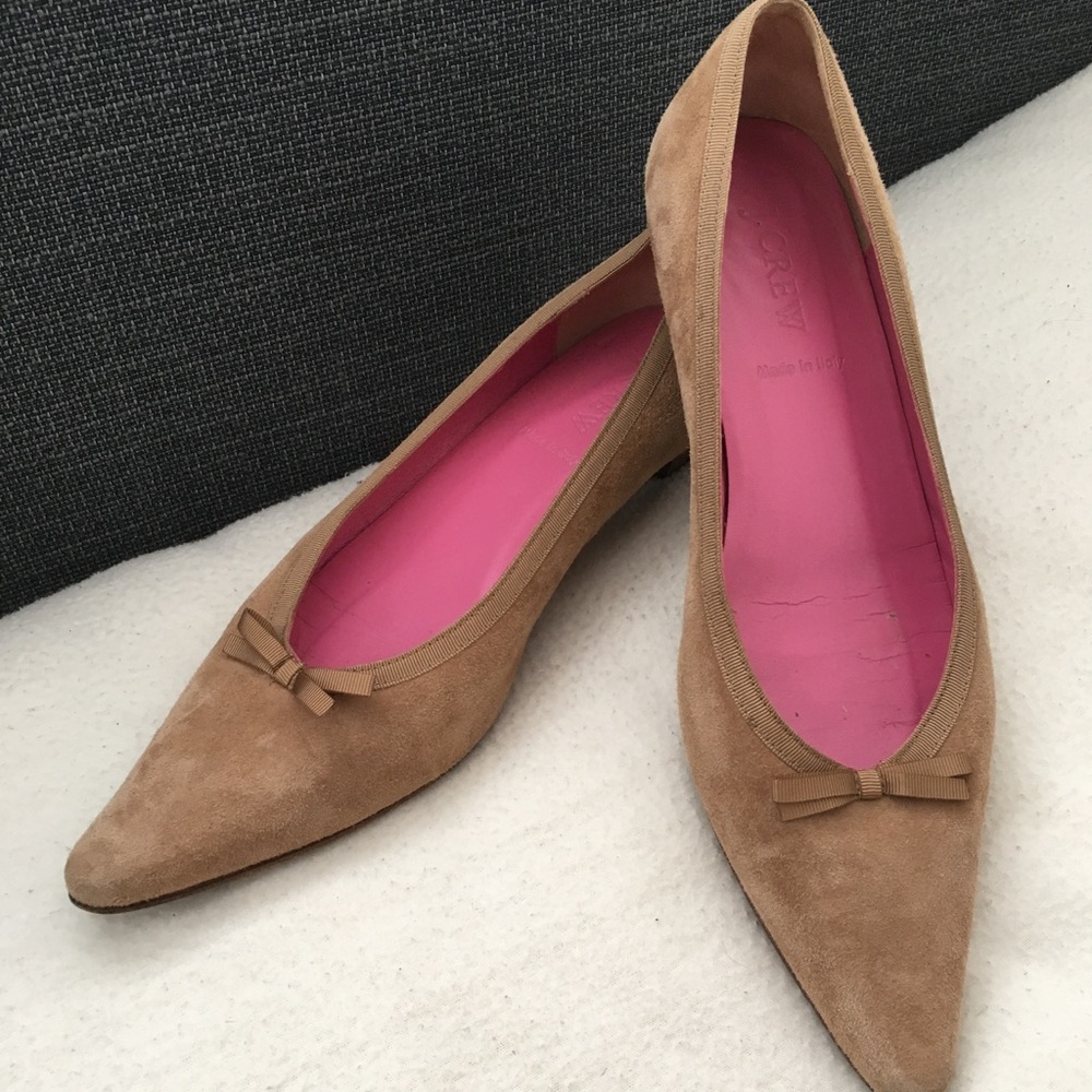 Lovely J Crew camel suede shoes.