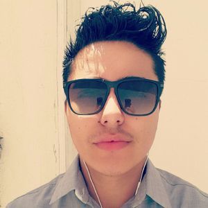 Meet your Posher, Aaron