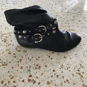 Chinese Laundry ankle boots Chinese Laundry ankle boots