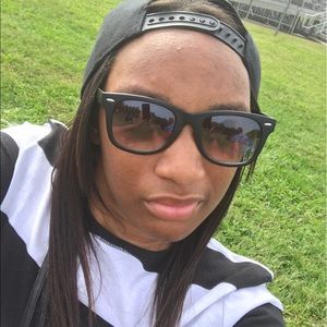 Meet your Posher, Calisha