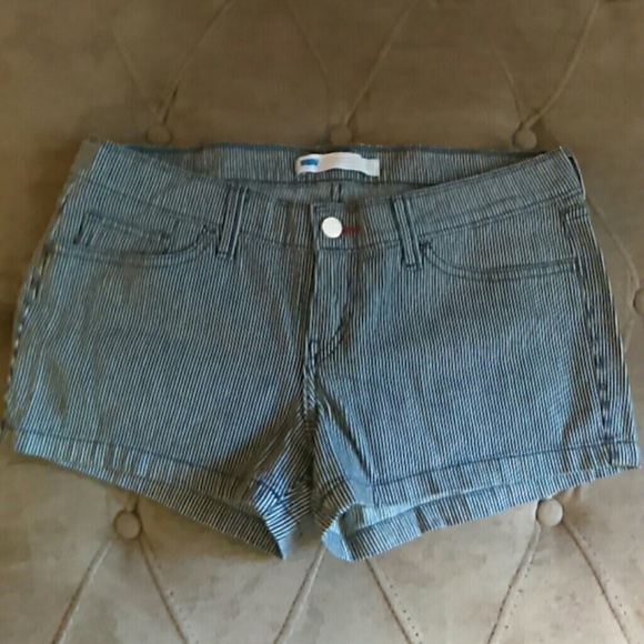 Levi's shorty shorts! Blue and white stripe - Picture 3 of 3