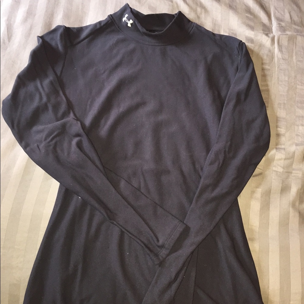 Under Armour Black thermal shirt w/ collar. Large.