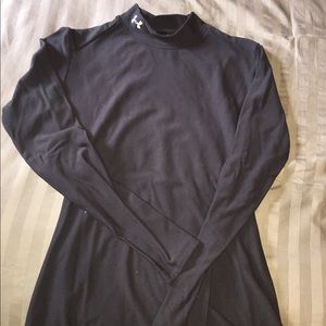 Under Armour Black thermal shirt w/ collar. Large.