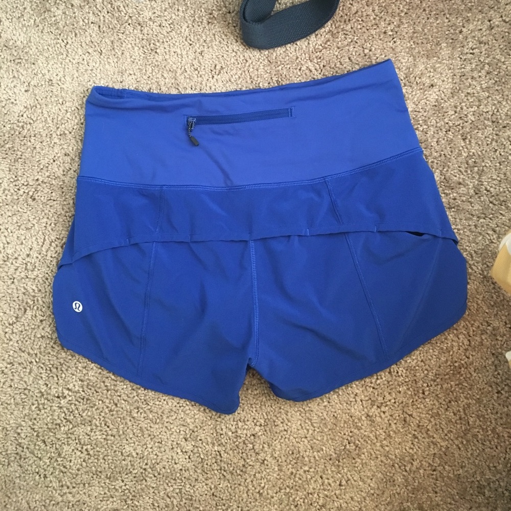 LULULEMON SHORTS!!