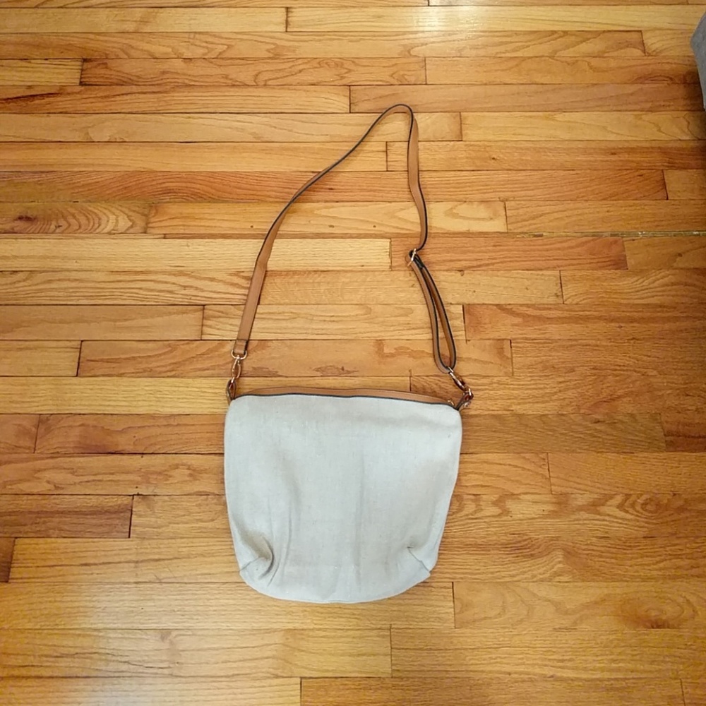 Adorable gold Aldo bag
