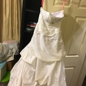 Flirt(Maggie Sottero) White formal dress in size 2