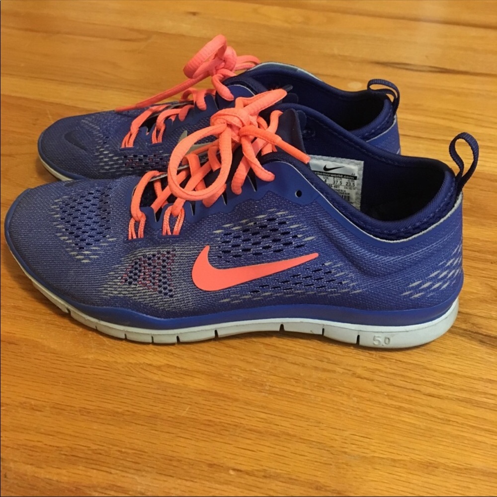 Nike free runs