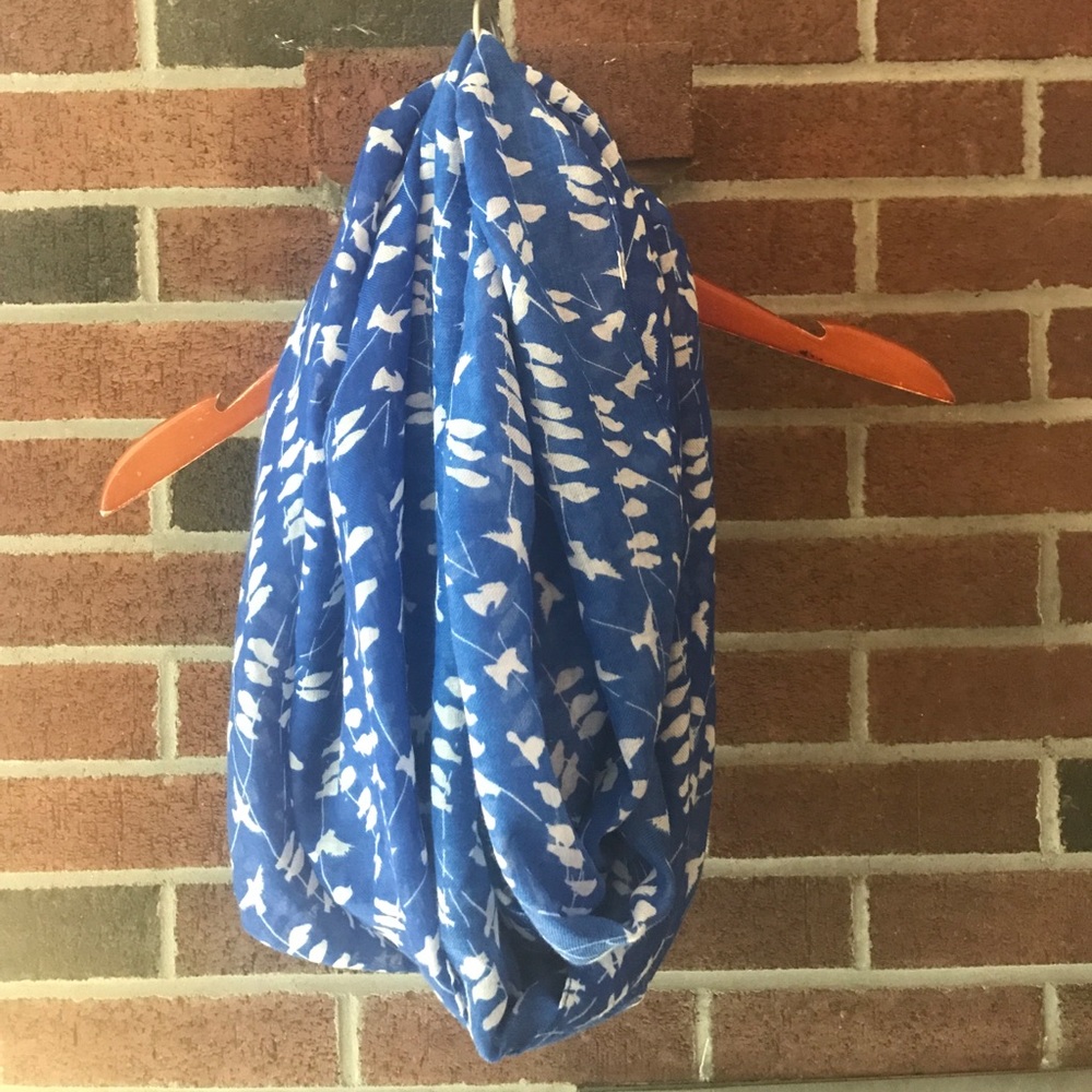 Bird print circle scarf