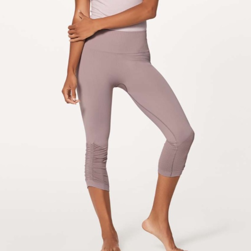 Lululemon Taryn Toomey The Class Awakening Crop