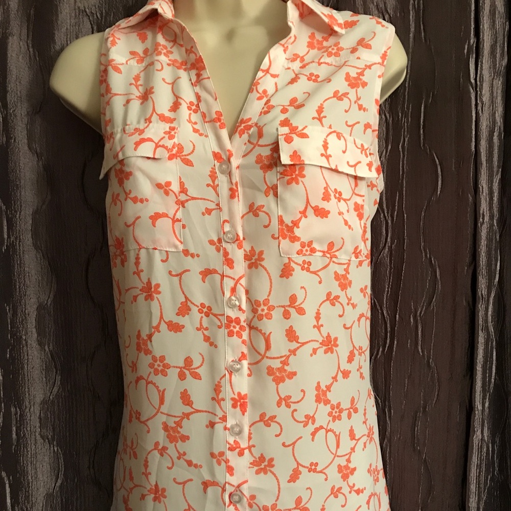 Gorgeous floral top from NY & Company