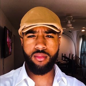 Meet your Posher, Jonathan