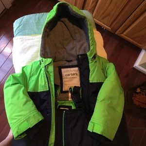 2 piece snowsuit in great condition!