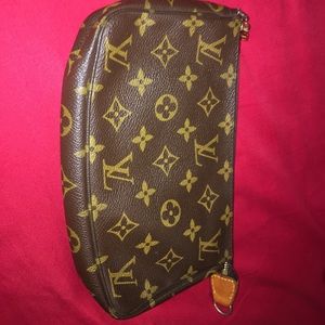Louis Vuitton clutch