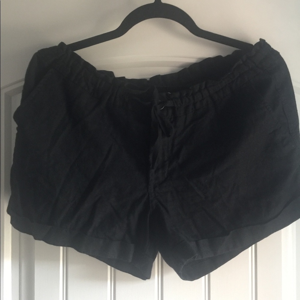 Old Navy black linen shorts