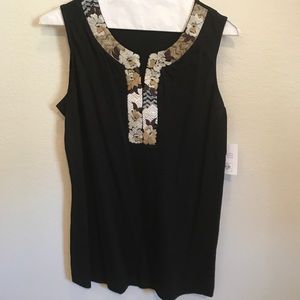 NWT Crochet neckline detail tank top