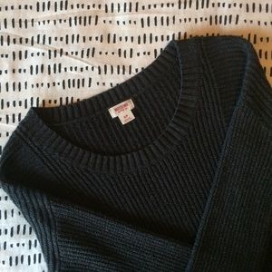 🚨LAST CHANCE‼️ Mossimo Sweater