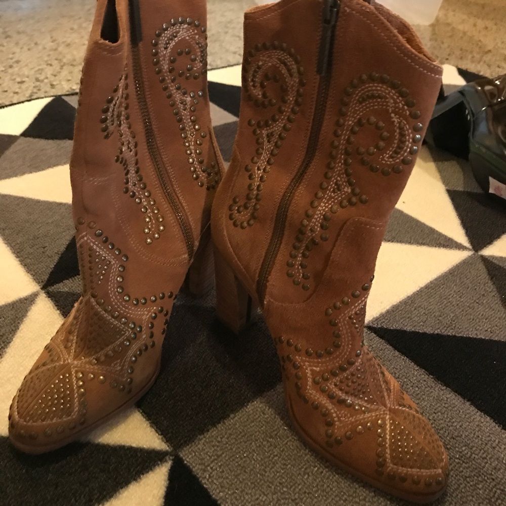 Donald Pliner studded heel boots
