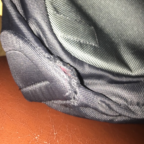 Tumi shoulder bag - Picture 4 of 4