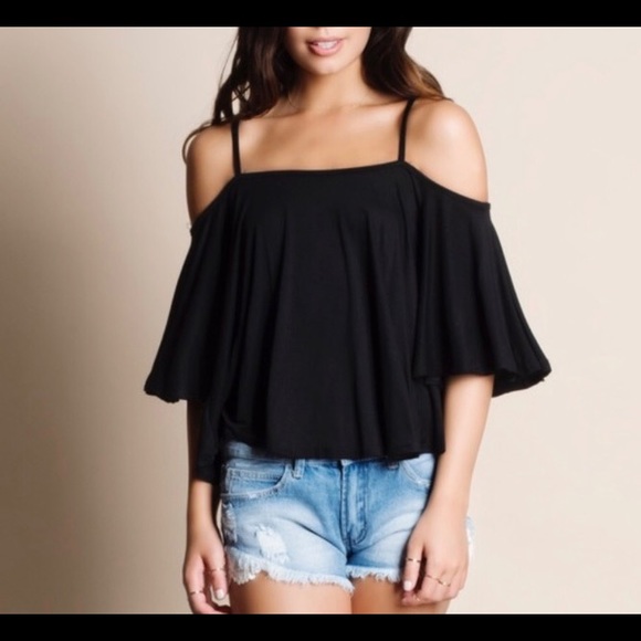 Tops - Cold shoulder top with strapy back