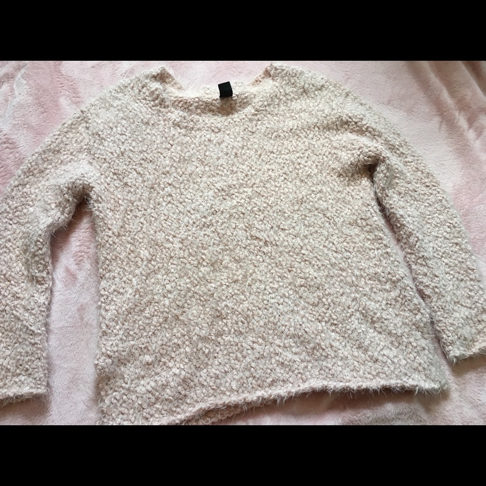 Super soft light pink sweater