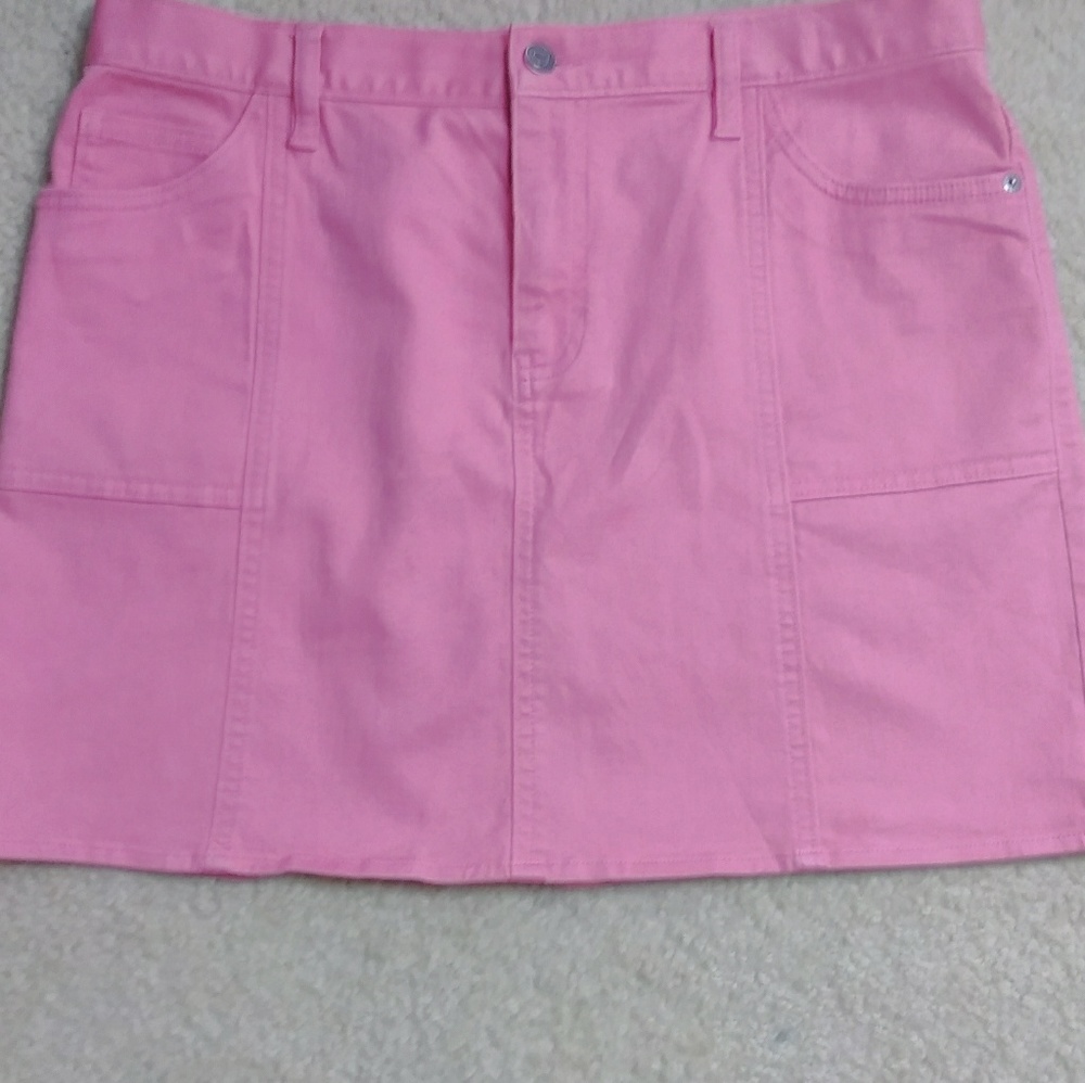 🌸Gap jean pink skirt🌼 EUC