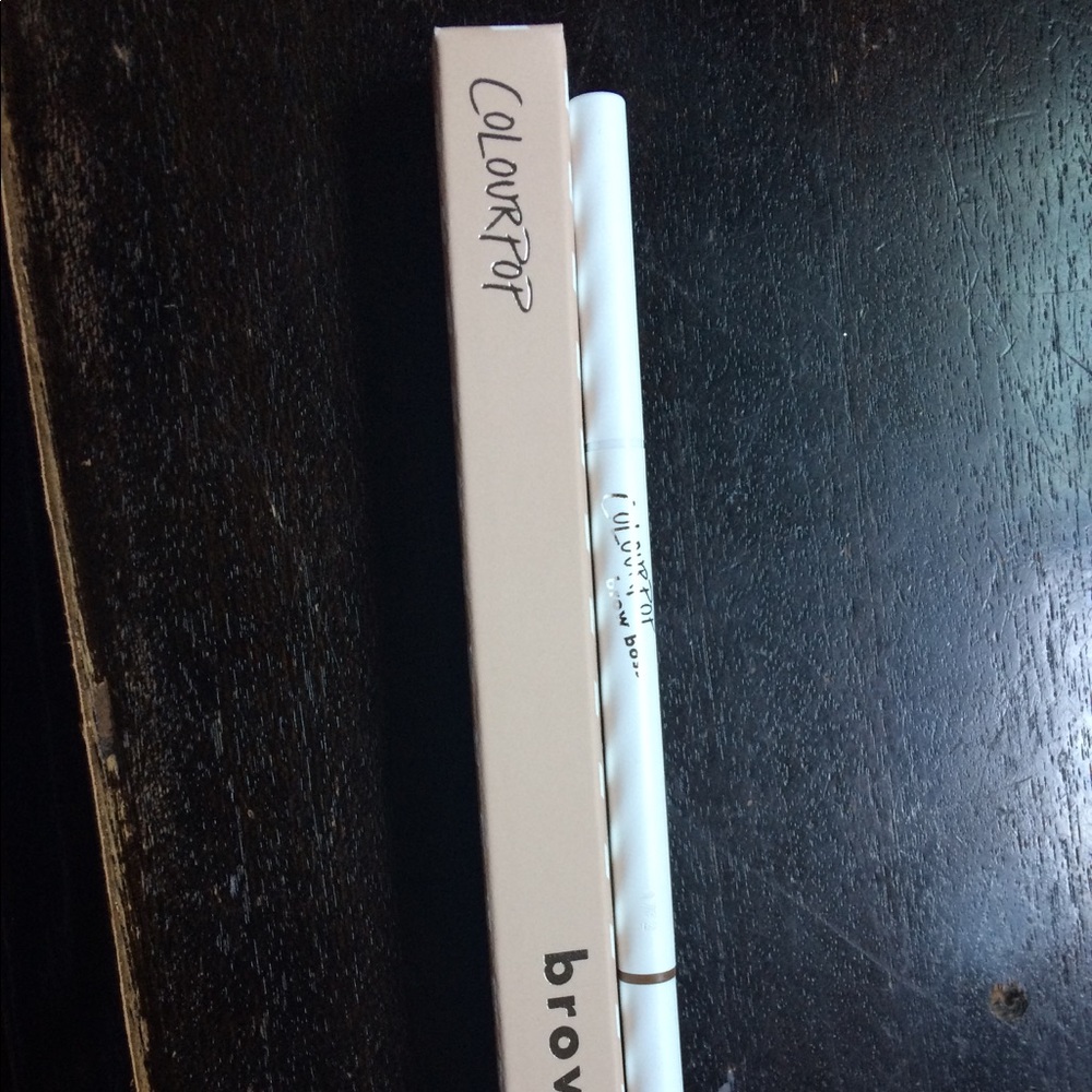 Colourpop brow boss in light brown