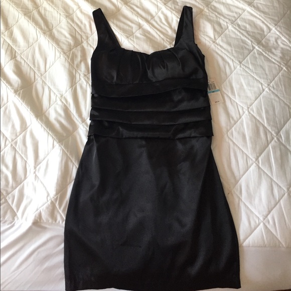 Brand new black mini dress size 5/6 - Picture 1 of 6
