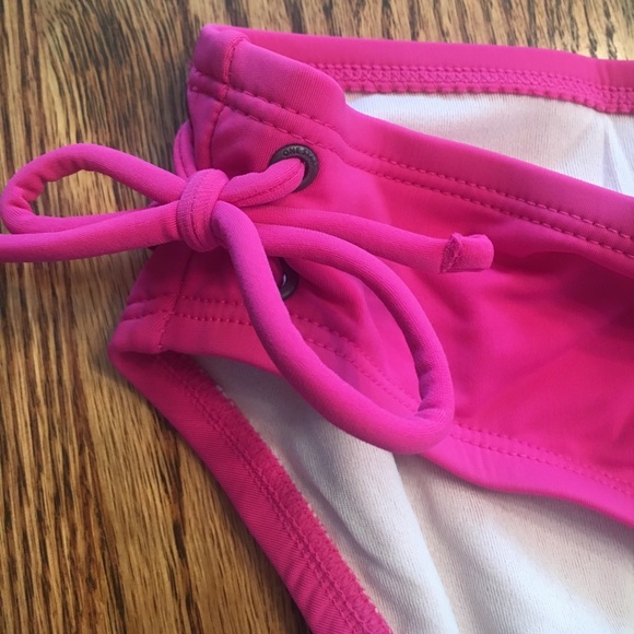 Bright Pink Converse Bikini, NWOT. M bottom L top - Picture 3 of 5