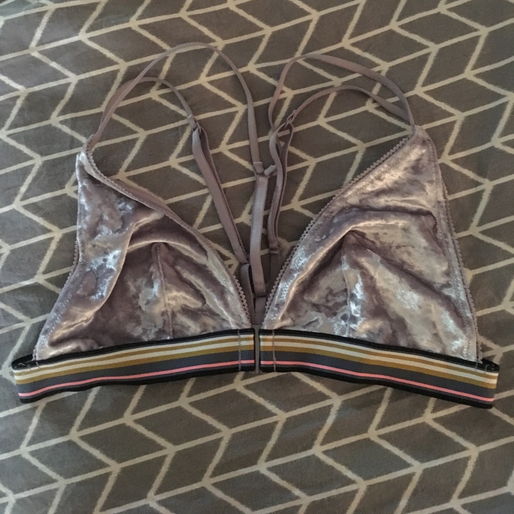 Grey velvet bra