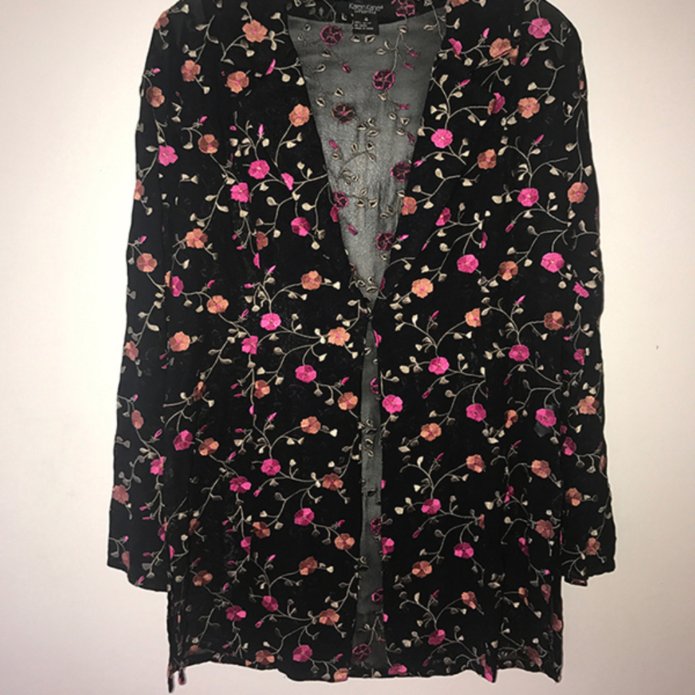 Karen Kane Black Floral Embroidered Top