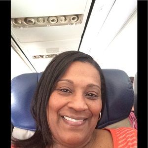 Meet your Posher, Sharon