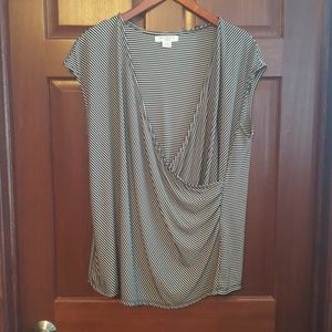 Liz Claiborne B&W Stripe Cap Sleeve Top