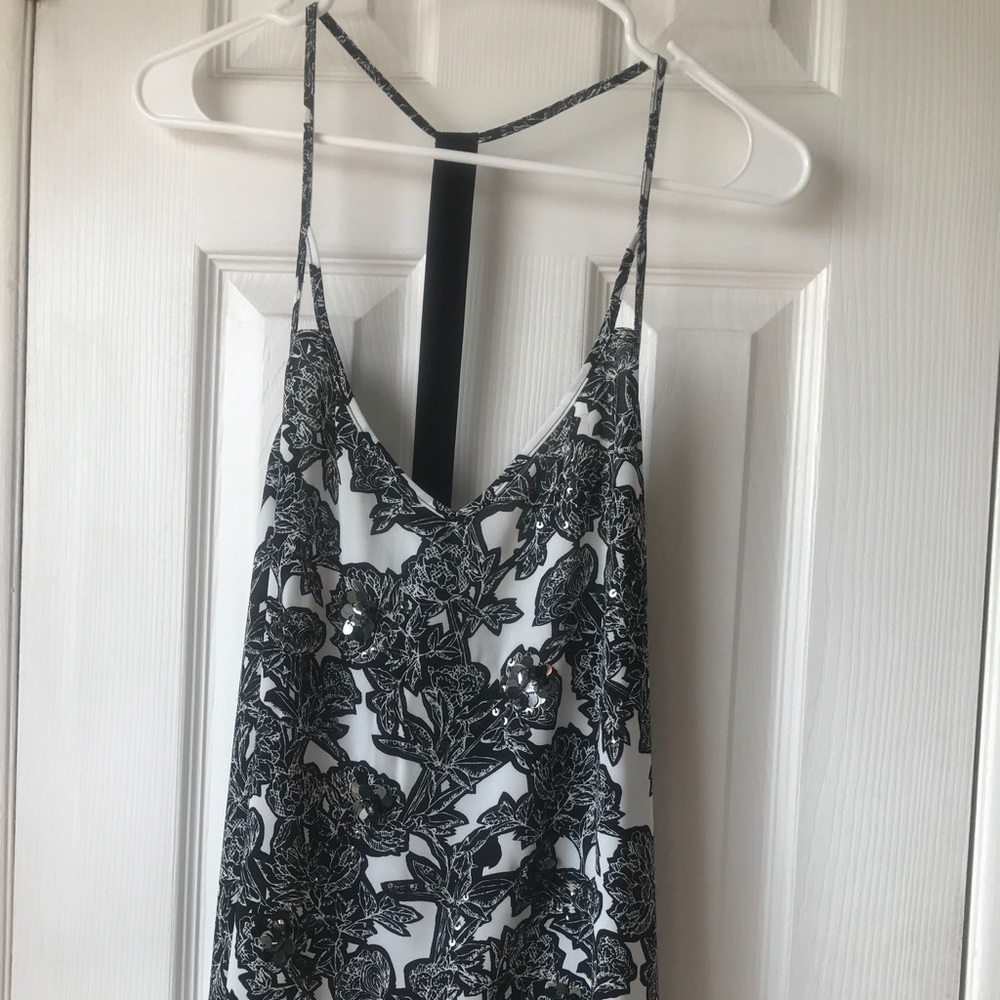 Express floral tank