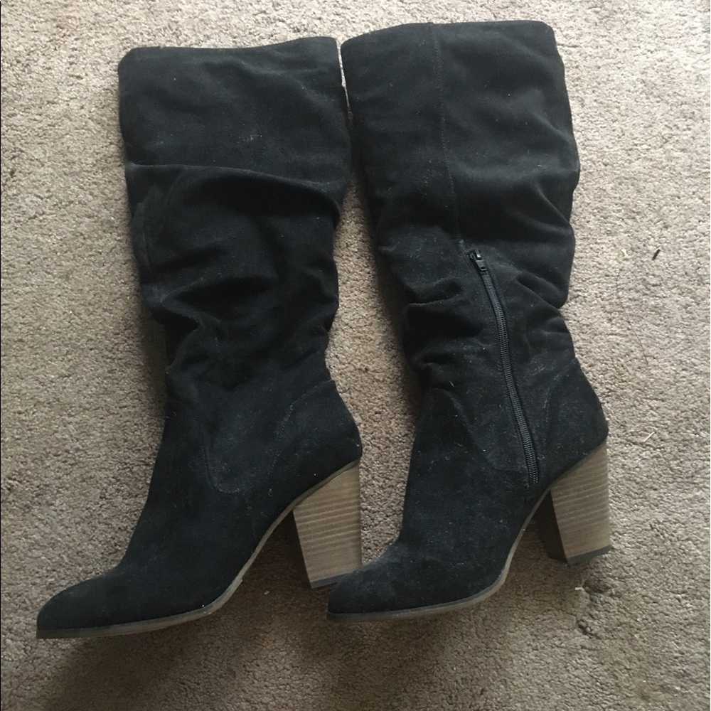 Black boots