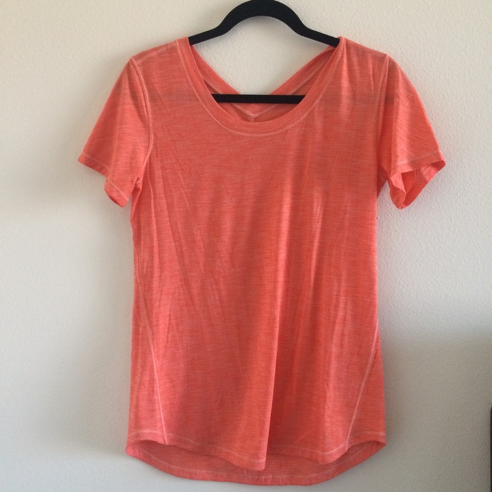 Lululemon basic t