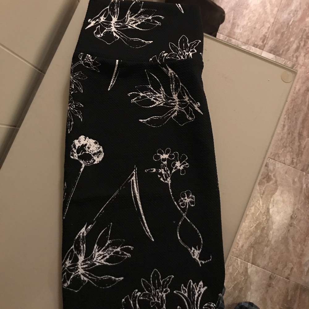 Lularoe Cassie Skirt