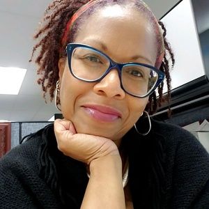 Meet your Posher, Carla